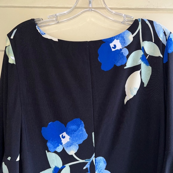 LAUREN RALPH LAUREN Tycenda Bell Sleeve Floral Shift Dress - Picture 10 of 11
